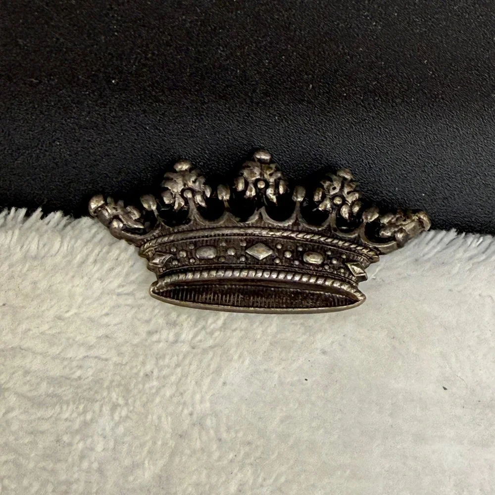Vintage Crown Brooch Pin Sterling Silver Tone Ornate Royal Tiara Design READ